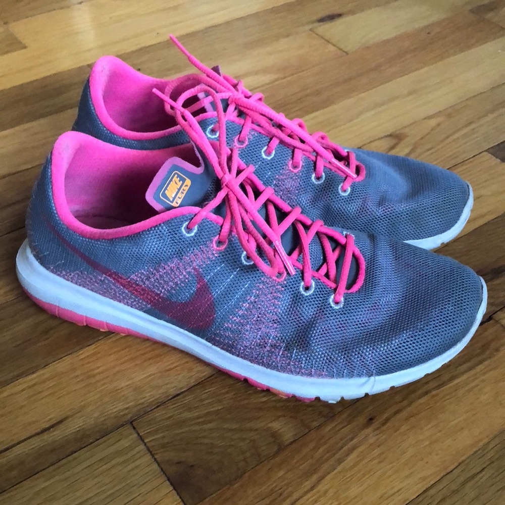 Nike Flex Sneakers